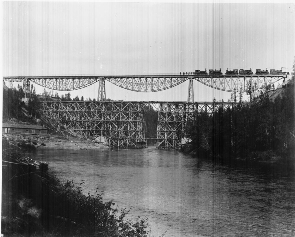 Äldsta tallbergsbron över Öre älv, provbelastning