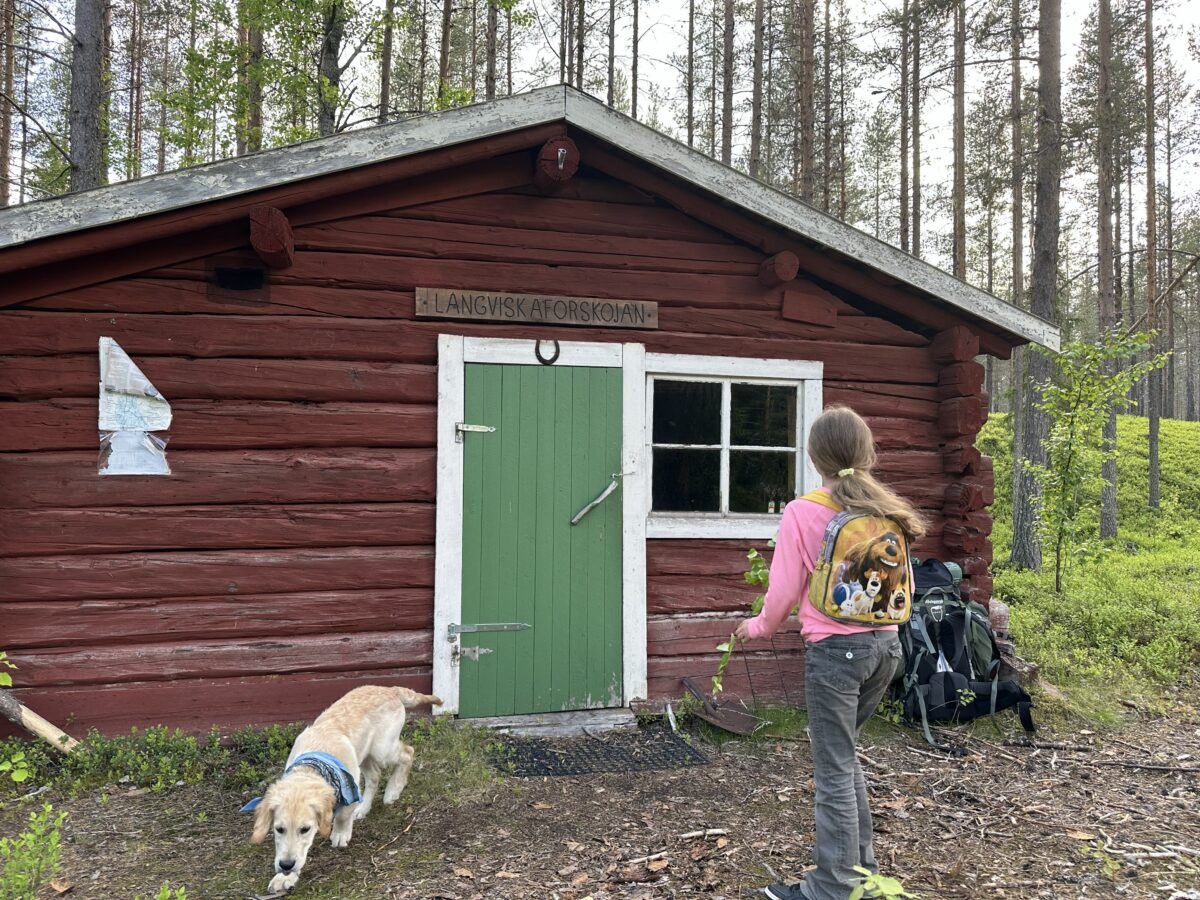 övernattningsstuga